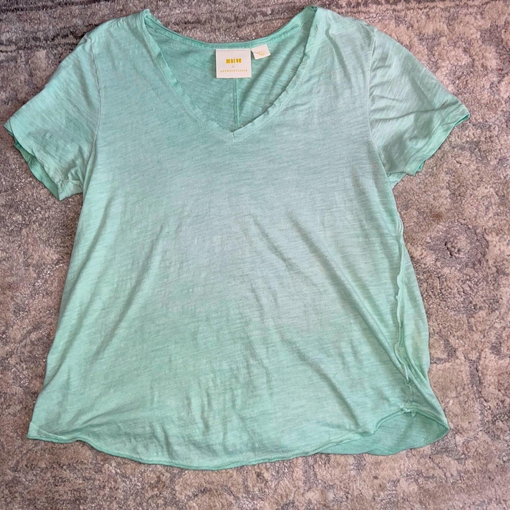 Size small Maeve V neck top